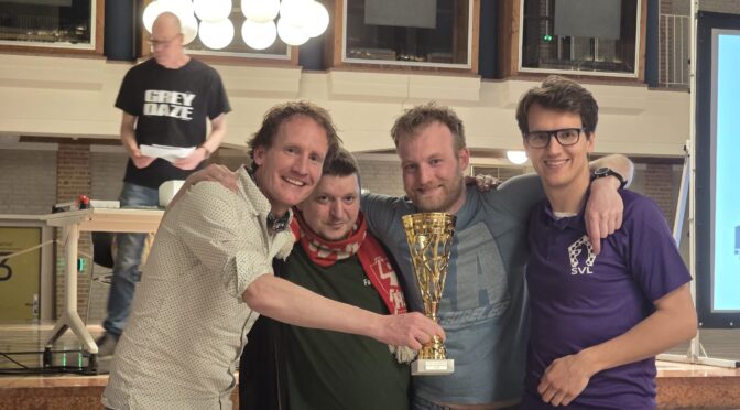 Konstruktieburo ten Vergert wint bedrijfsschaaktoernooi met Lonneker team